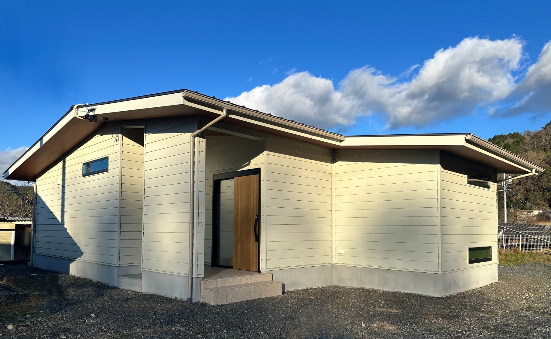 空間がゆるやかにつながる平屋＝八百津町M様邸 写真